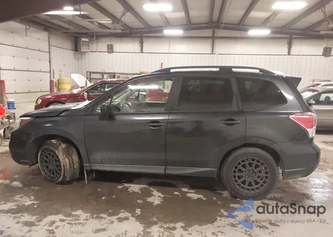 2017 Subaru Forester 2.5I Premium z USA, uszkodzony, nr VIN JF2SJADC0HH517460